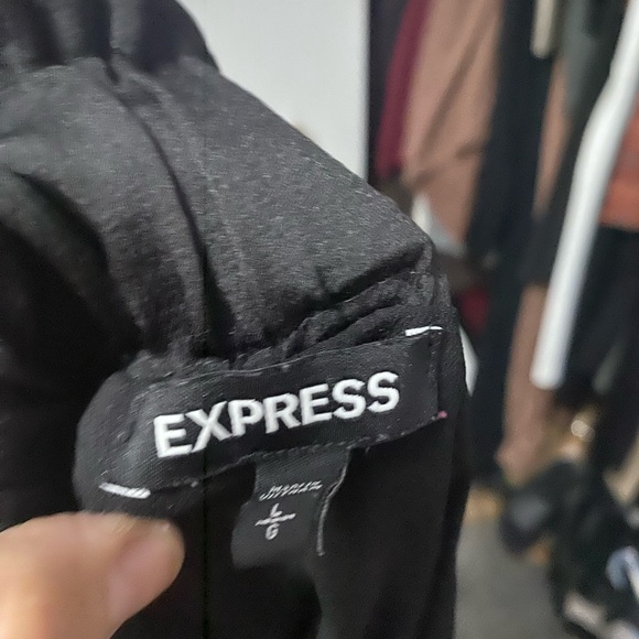 Top - Picture 2 of 2